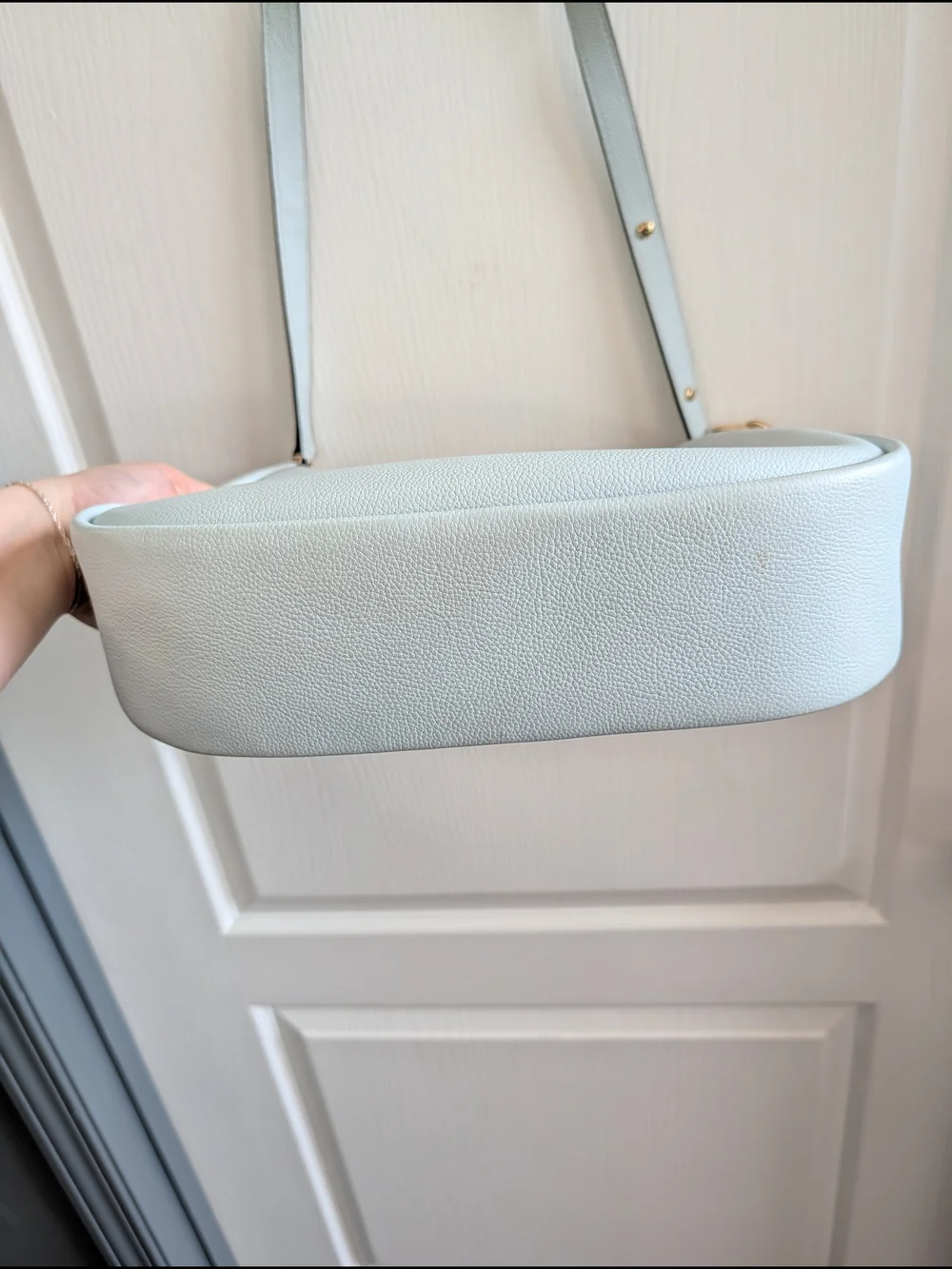 kate spade light blue pebble leather shoulder bag with gold hardware - Picture 5 of 9
